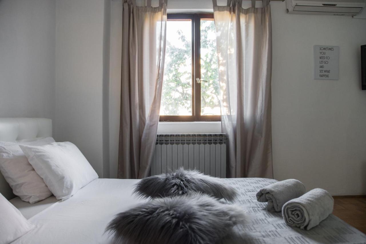 Apartment Casa Tosic *