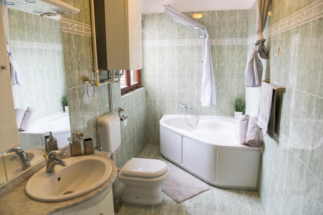 Casa Tosic Apartment